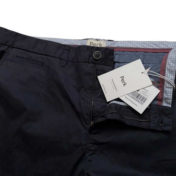 Perk Pants Mens Size 42x32 Feel Good Chinos Stretch Slim Fit Navy Blue NWT - Picture 3 of 6